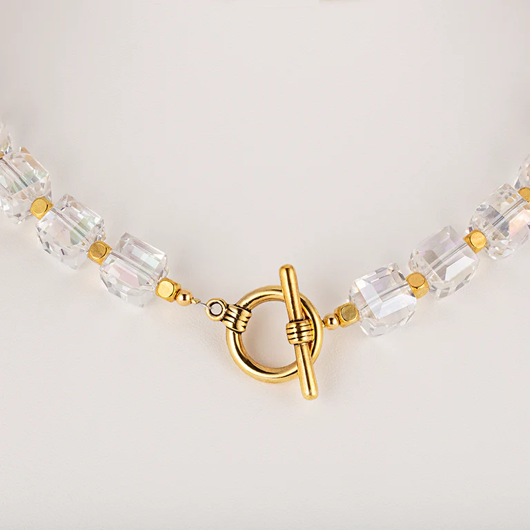 Green Room Crystal Cube Necklace - Image 2