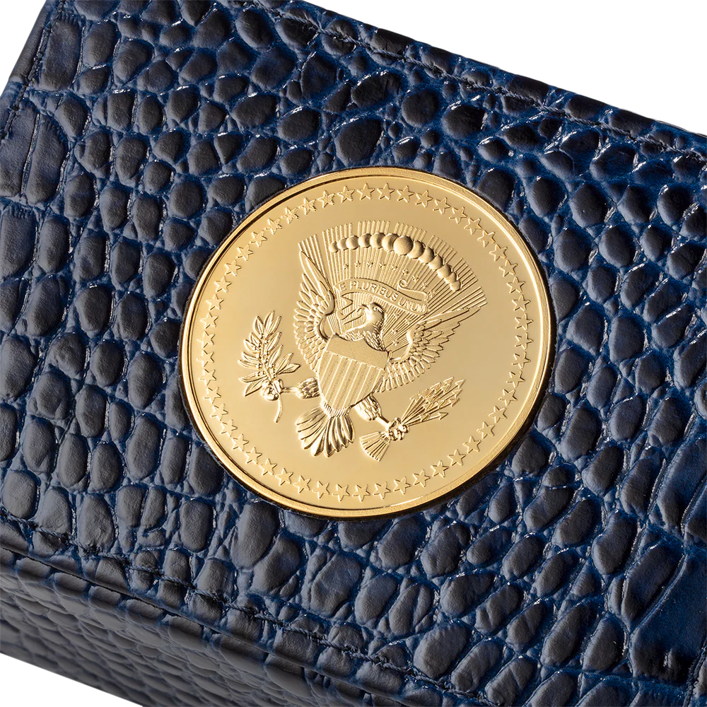 Truman Seal Coin Leather Box with Embossed Crocodile Texture - Image 4