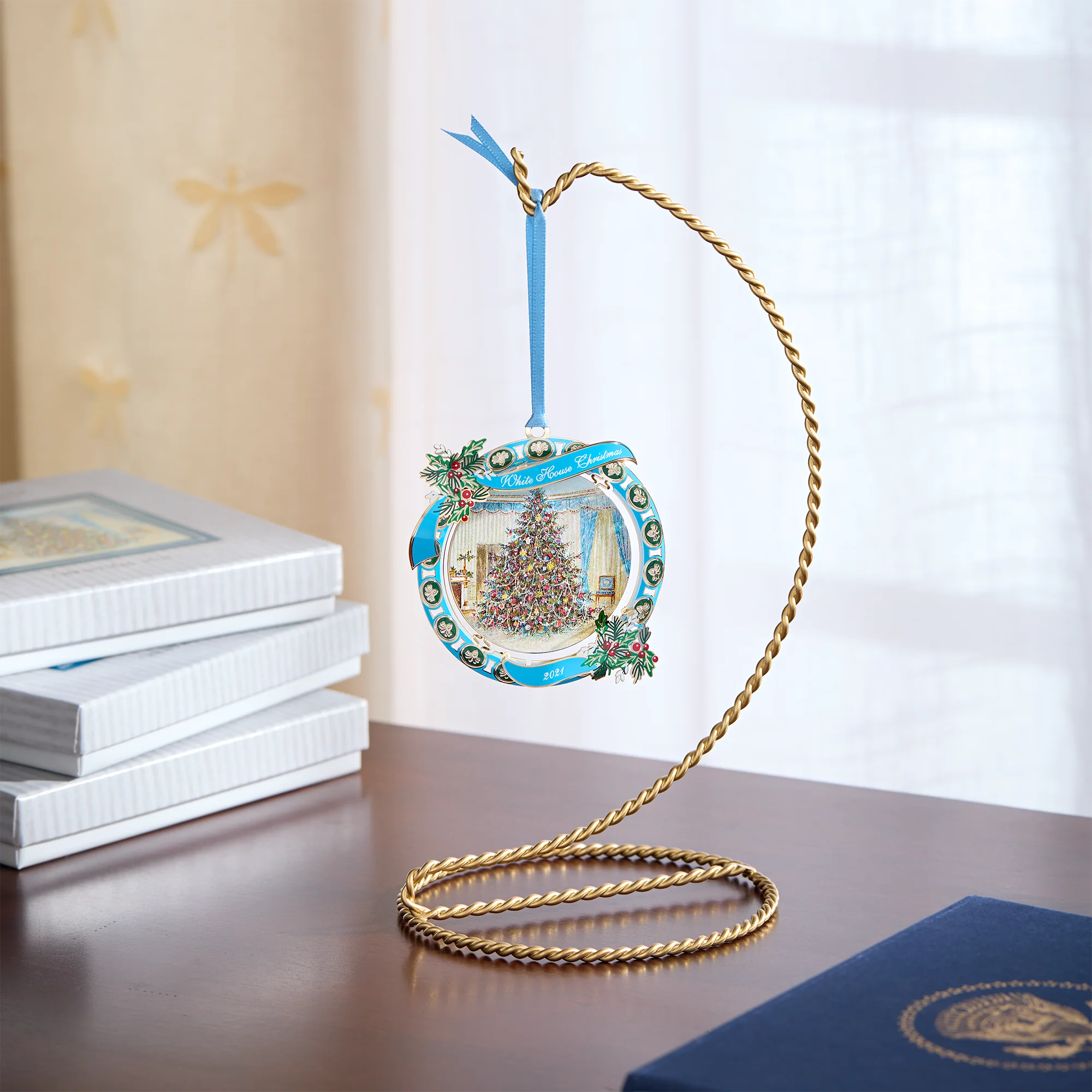 Official 2021 White House Christmas Ornament - Image 8