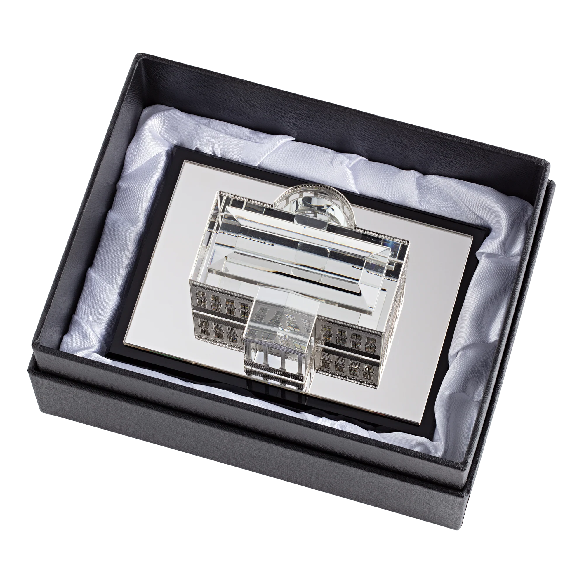White House Model in Crystal and Plated Silver - Image 3