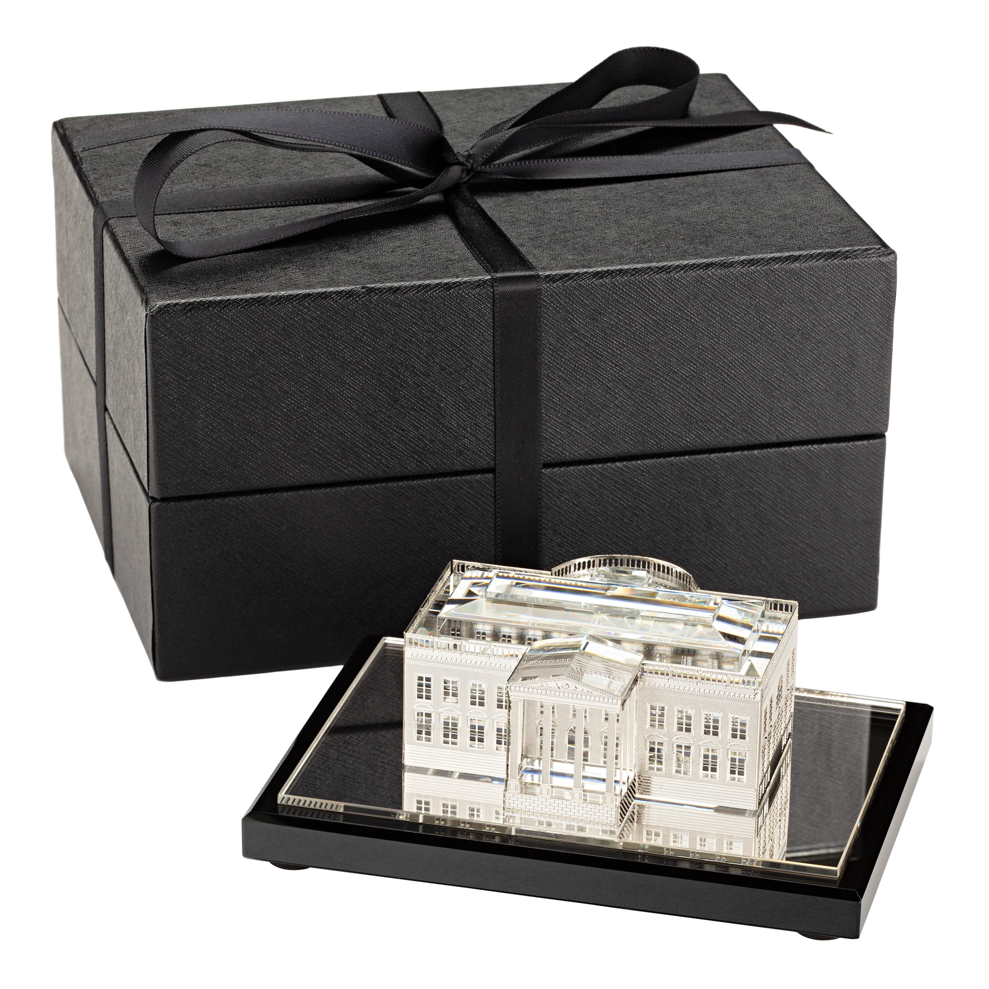 White House Model in Crystal and Plated Silver - Image 4